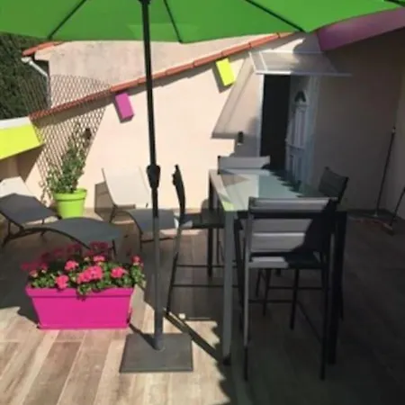 Grand Duplex De Charme En Pleine Campagne דירה *